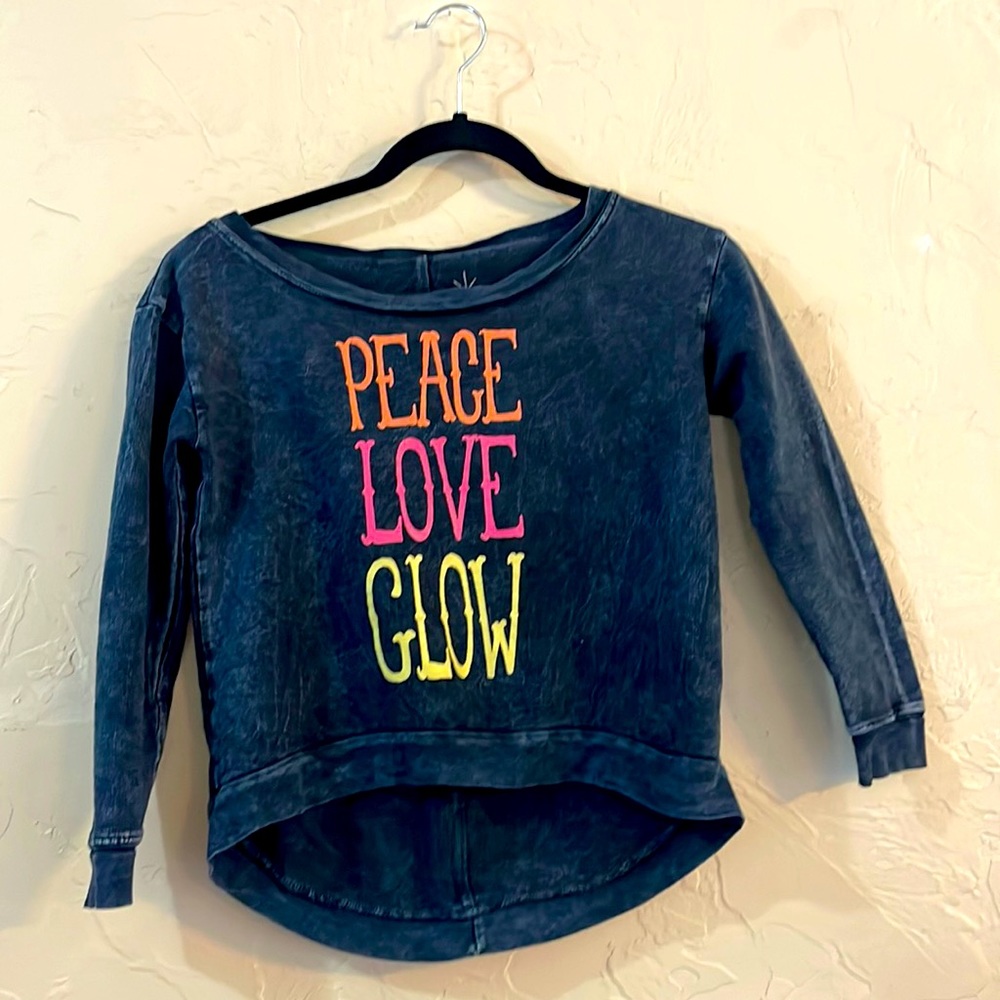 4/$20 LIFE CLOTHING CO. | Top - Picture 1 of 4